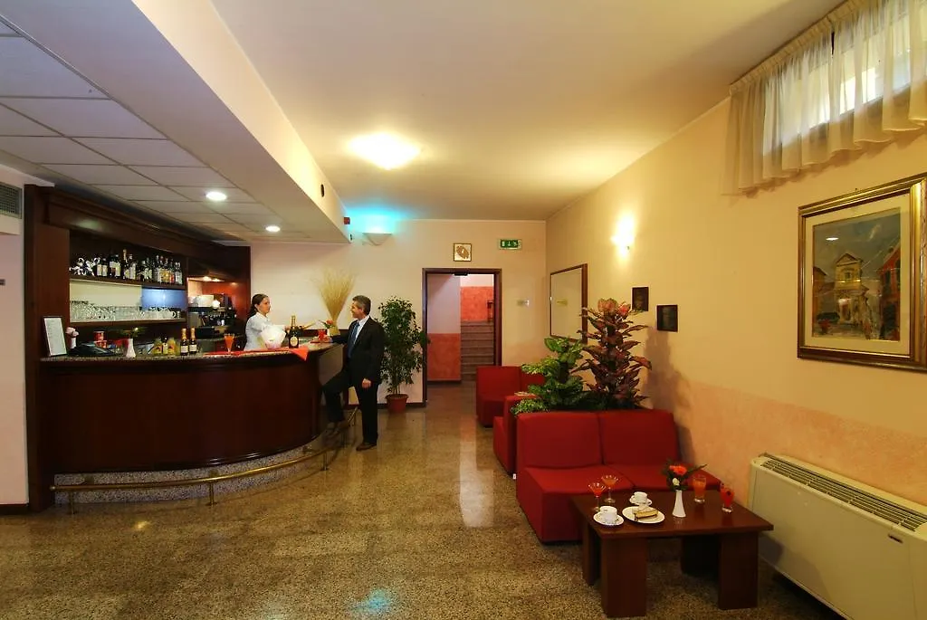 Hotel Majestic San Giuliano Milanese 3*,