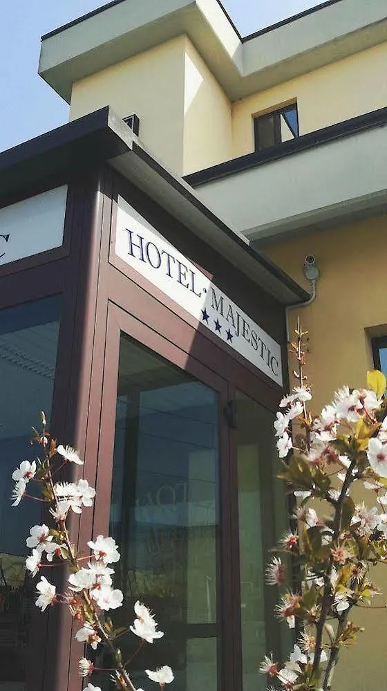Hotel Majestic San Giuliano Milanese 3*,