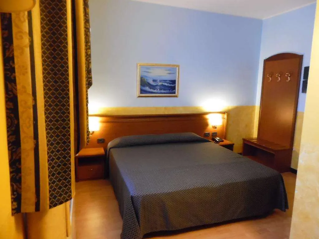 Hotel Majestic San Giuliano Milanese 3*,